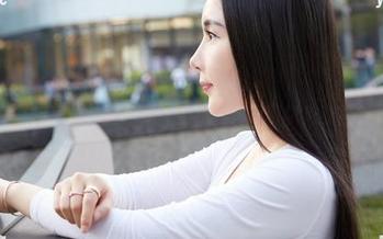 蜜桃社 – 在琉璃lily的世界，空姐其实也可以很时尚：美图分享