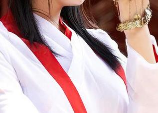 蜜桃社 – 下载雪梨sherry的白衬衫魅力：图库里的每个瞬间都是心动。