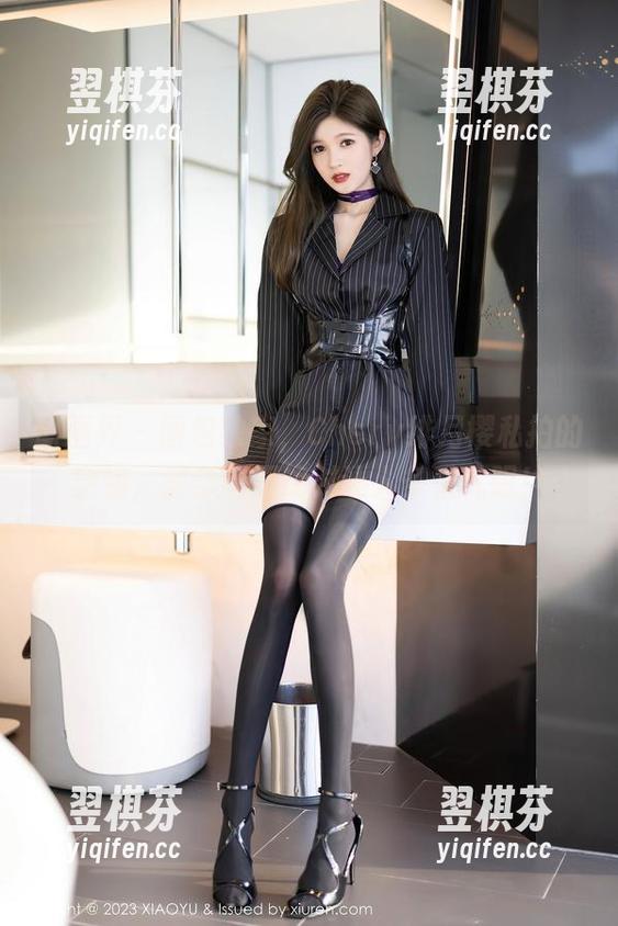语画界-Chery绯月樱 语画界 - 图包独家,Chery绯月樱私拍的空姐,那身制服绝对让人多看几眼!