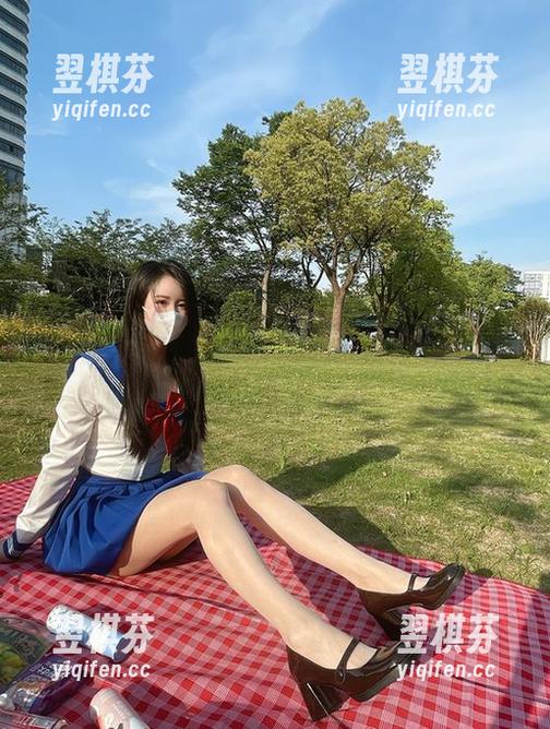 软妹小九九 微密圈 - 无圣光也能演绎甜心风,软妹小九九教你如何自我取暖!