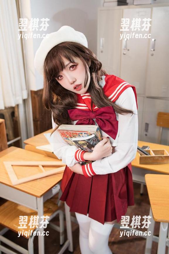 小薰喝牛奶，阿薰kaOri的写真背后其实饱含了多少无奈？