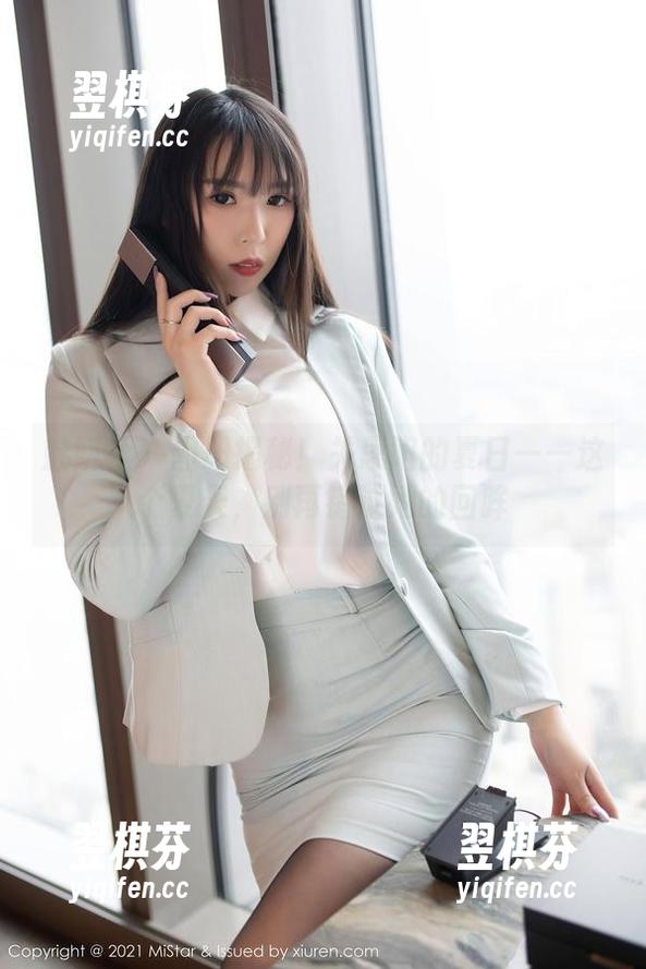 魅妍社 - 图册揭秘！关思阳的夏日——这个夏天，别再错过她的回眸