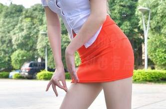 魔镜街拍 – 图集中凯恩的瞬间，心情瞬间被点亮了，却也有点慌