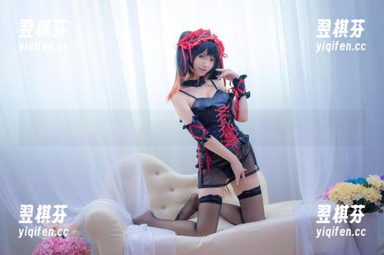 这组鳗鱼霏儿的少女cos图片，瞬间让我觉得生活可以更梦幻