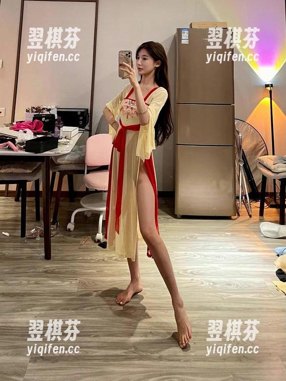 微密圈 - 剧情再精彩，也不及黎允熙baby的福利原图来得直接！